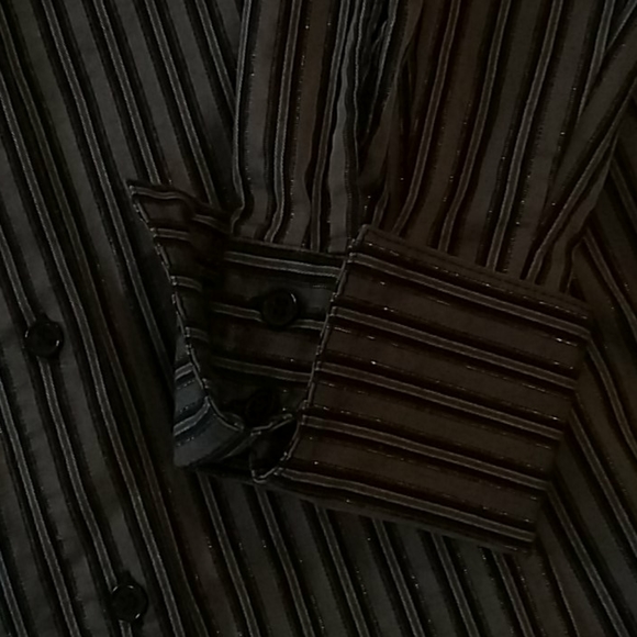 Shirt - Picture 2 of 3